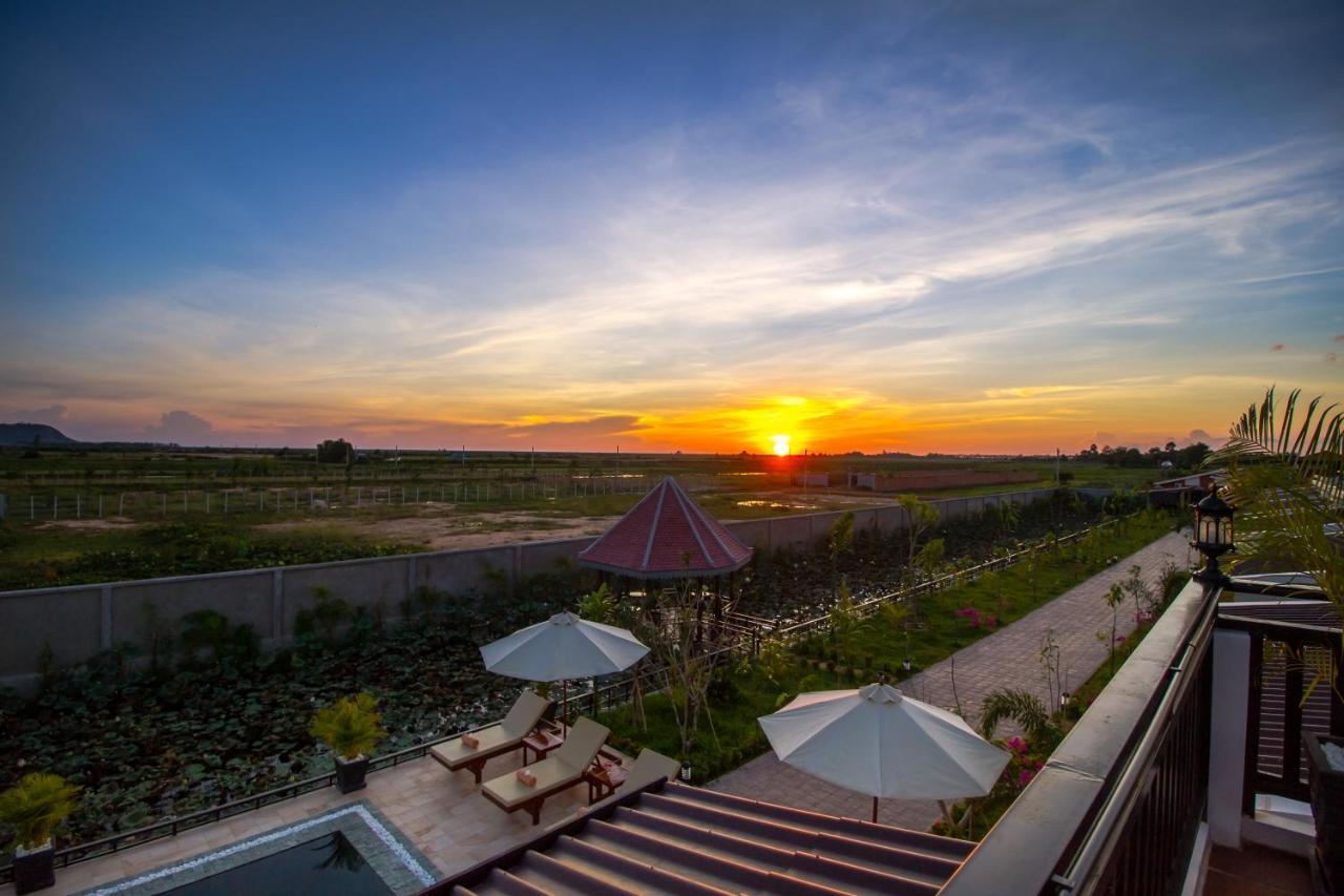 Ry'S Lotus Resort D'Angkor Siem Reap Exterior photo