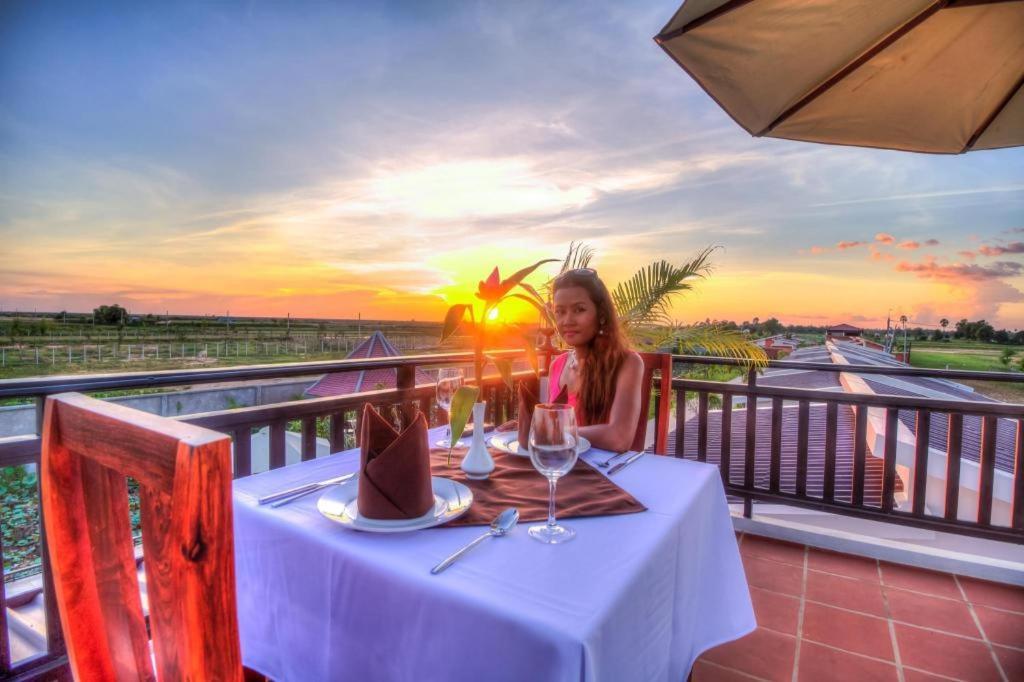 Ry'S Lotus Resort D'Angkor Siem Reap Exterior photo