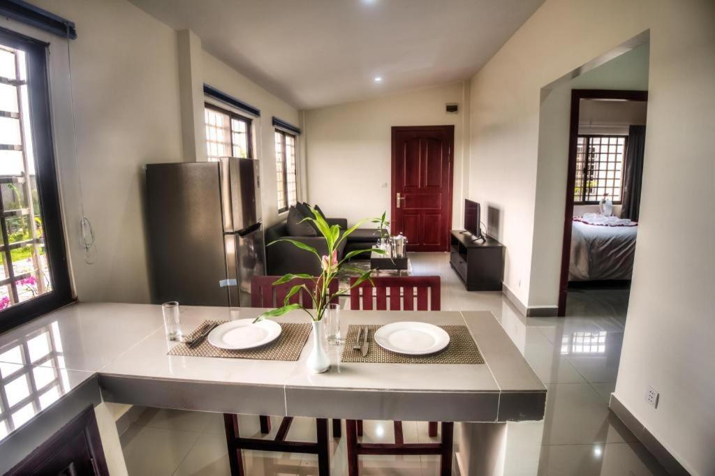 Ry'S Lotus Resort D'Angkor Siem Reap Exterior photo