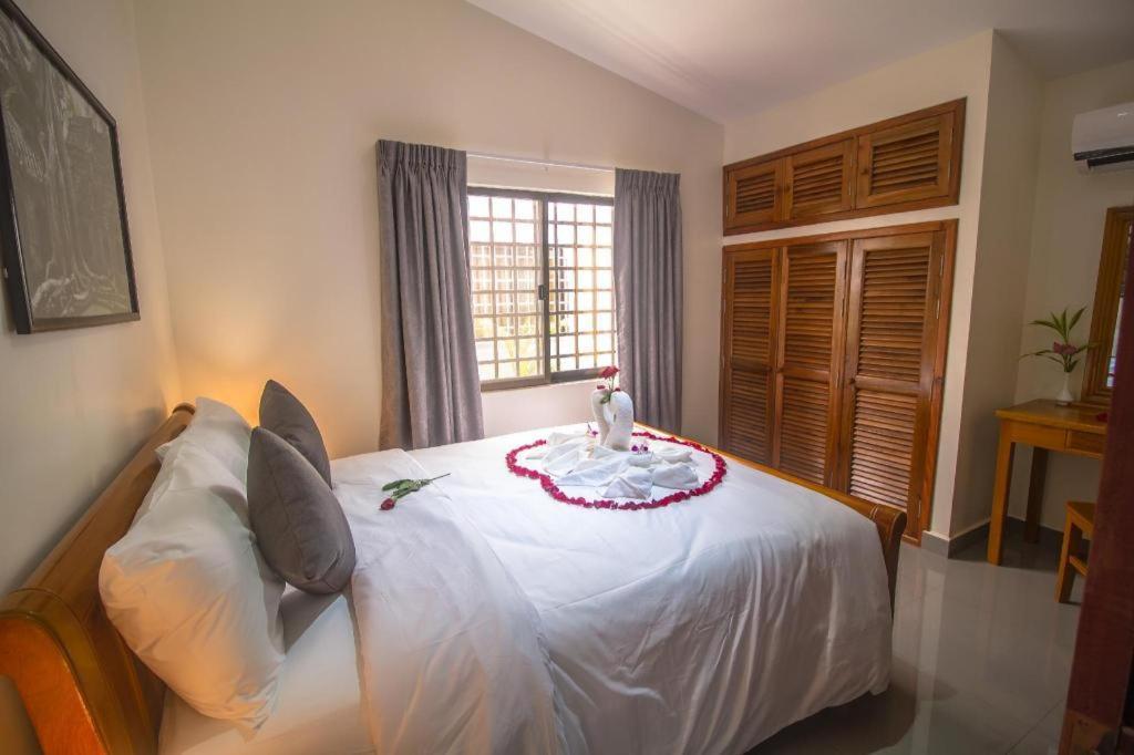 Ry'S Lotus Resort D'Angkor Siem Reap Exterior photo