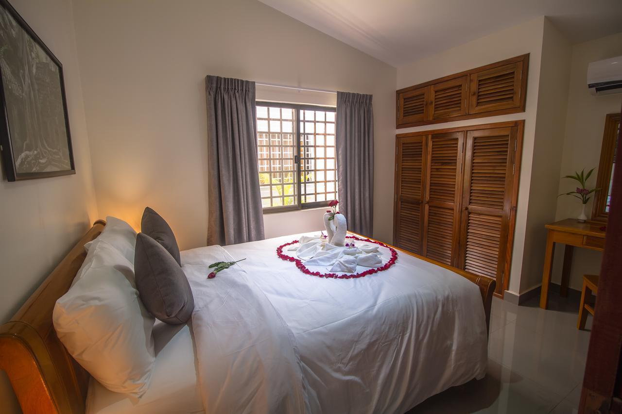 Ry'S Lotus Resort D'Angkor Siem Reap Exterior photo